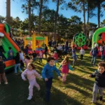 Juegos e inflables en familia en Valeria del Mar